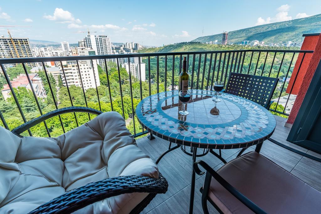 Ika'S Apartment Тбилиси Екстериор снимка